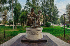 Памятники — Памятник «Пожарным и спасателям» — фото