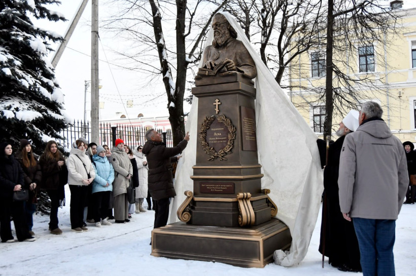Памятник святителю Луке Крымскому — фото-623_1